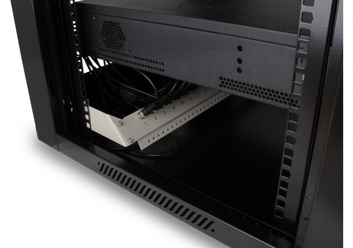big_panel_polaczeniowy_telewizja_przemyslowa_cctv_rack